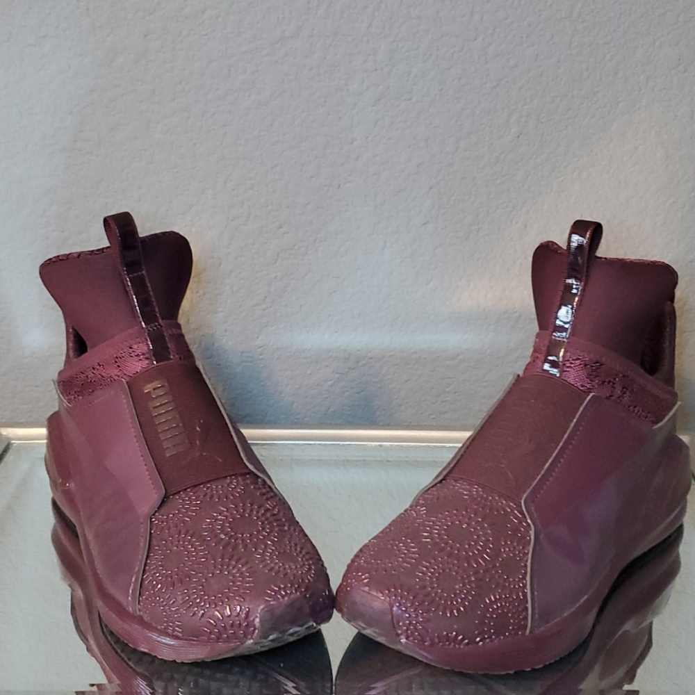 Practicly Brand New....Prune/Burgundy Color??